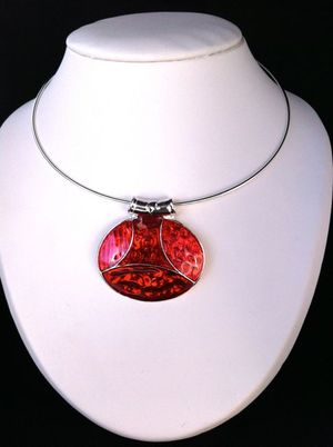 Collier en émail Auriagae rouge